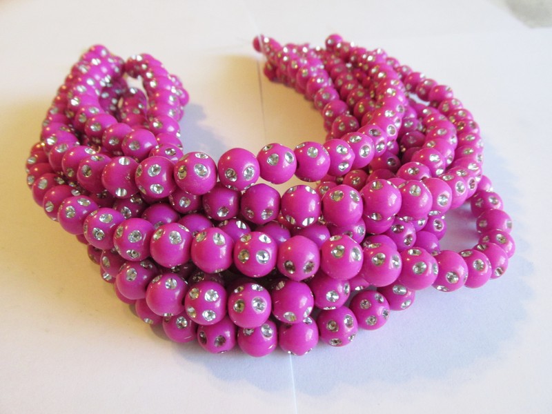 (image for) Pink acrylic rounds with crystals #1080